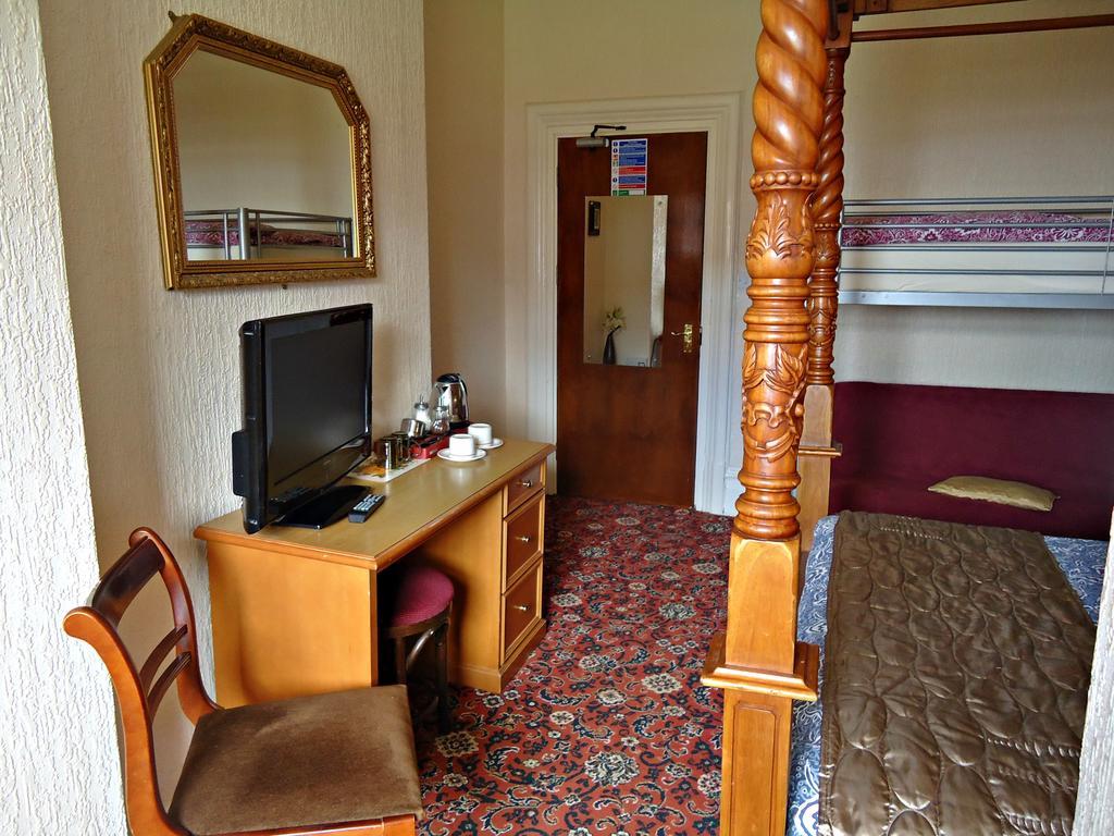 Cherry Blossom Inn Blackpool Exteriör bild