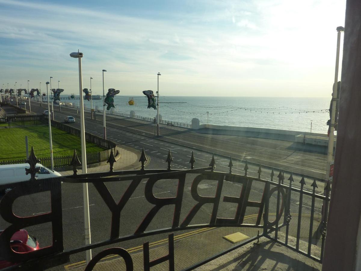 Cherry Blossom Inn Blackpool Exteriör bild